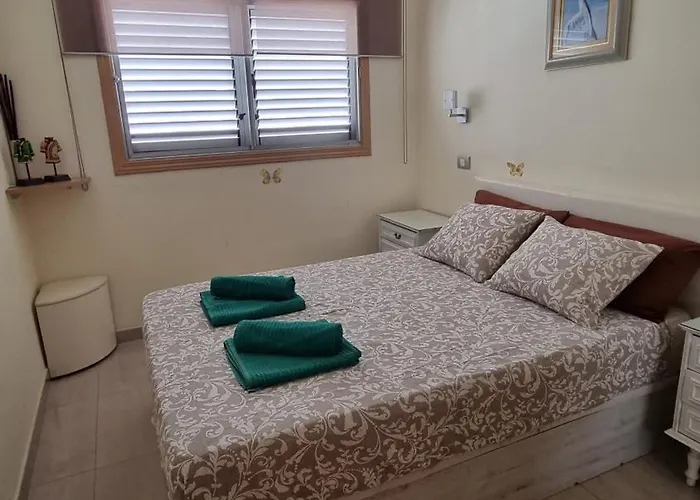 Nikis Flat Appartement